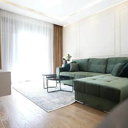 Apartment Grand Lux *